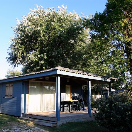 Terres De France - Les Hameaux Des Marines Hotell Saint-Denis-dʼOléron Exteriör bild